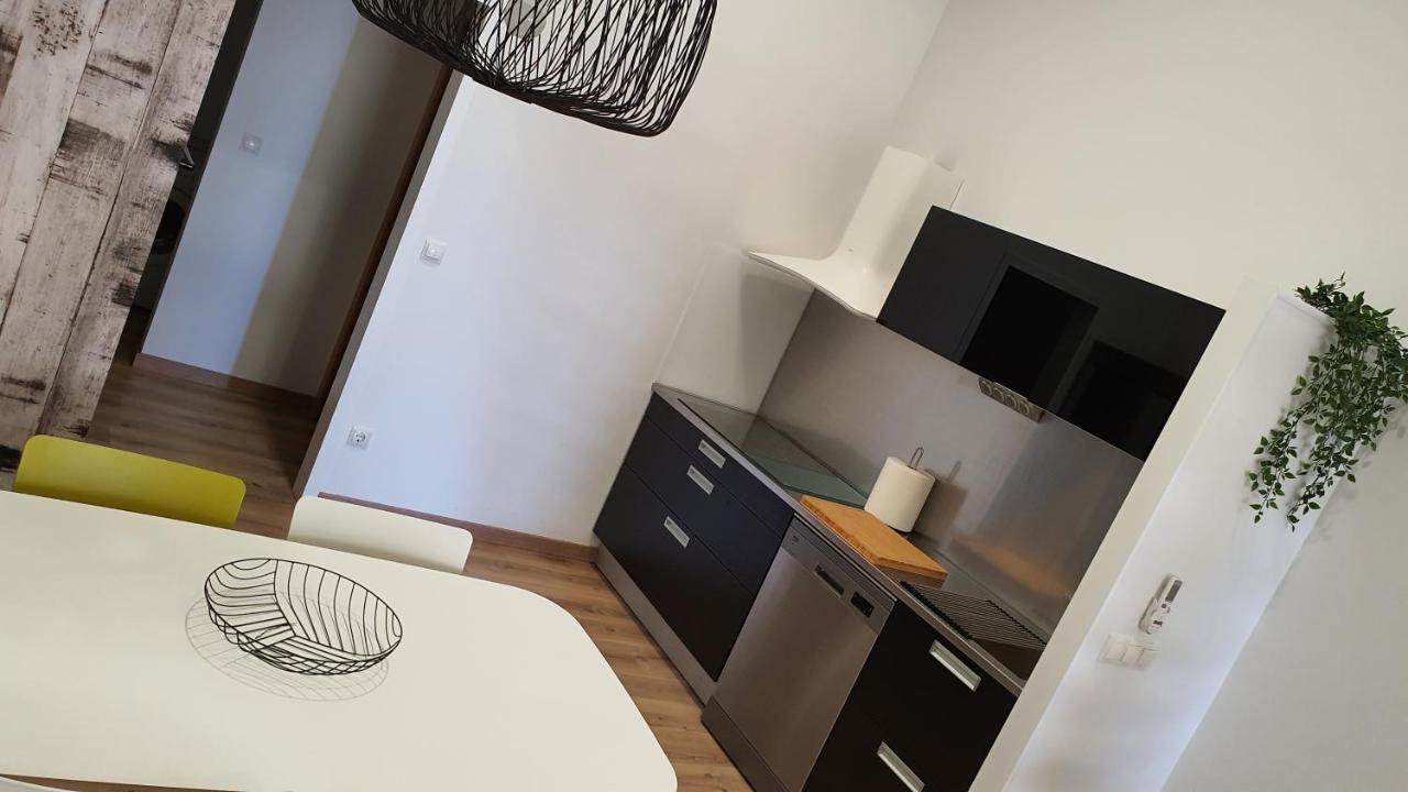 Apartamentos Antares 3 Milladoiro Εξωτερικό φωτογραφία